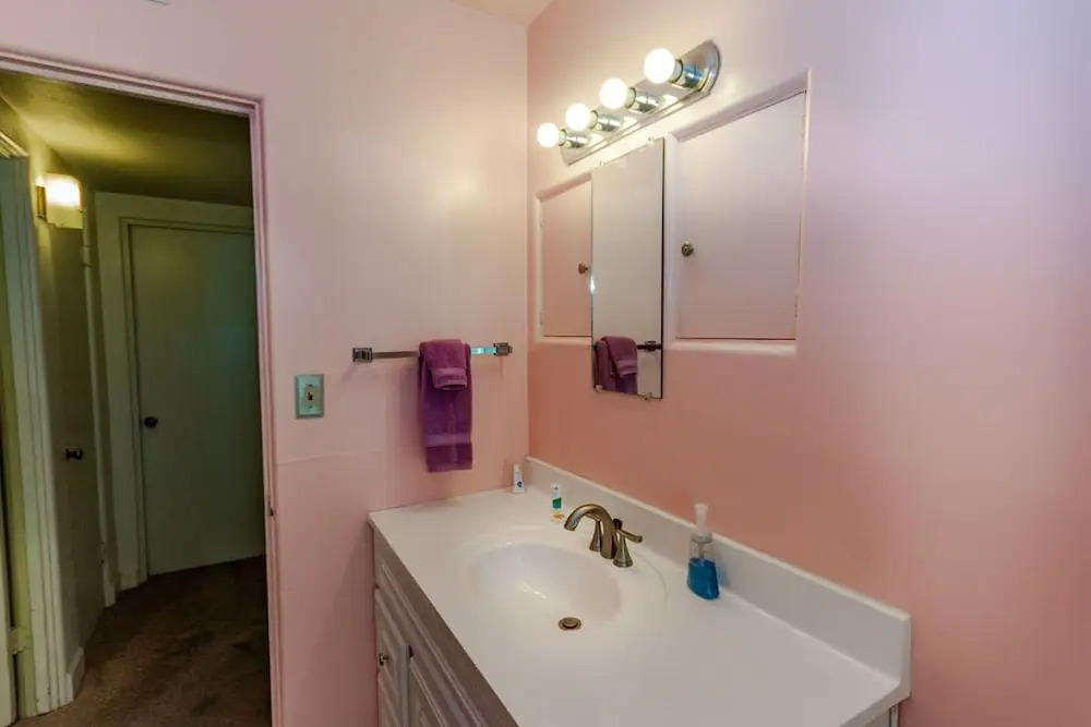 Readers Holmes 2BR by Casago