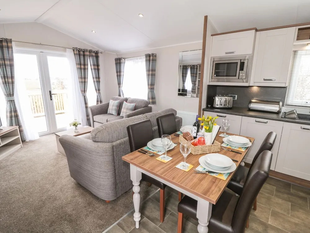 Sea Holly Lodge