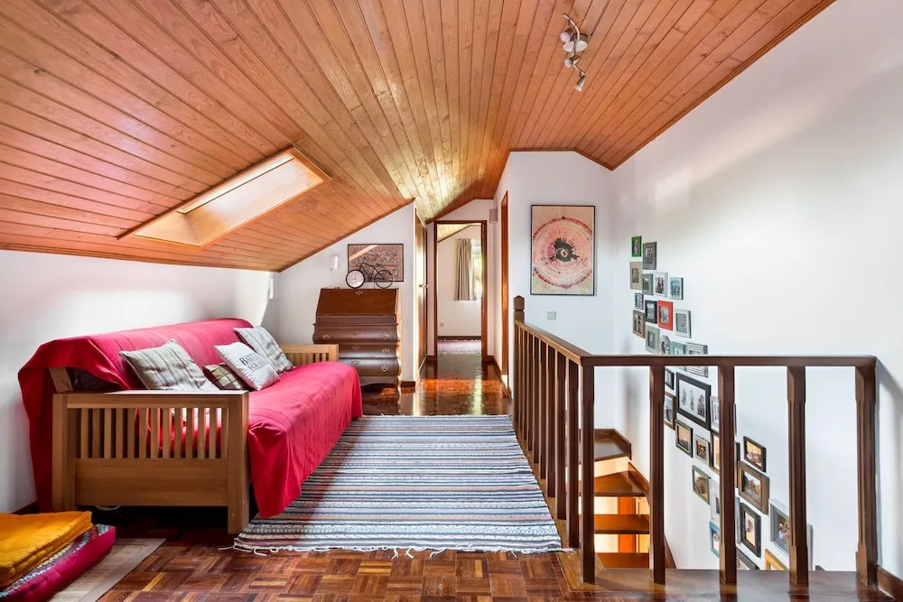 A​LTIDO Idyllic House w/Pool & Garden in Colares