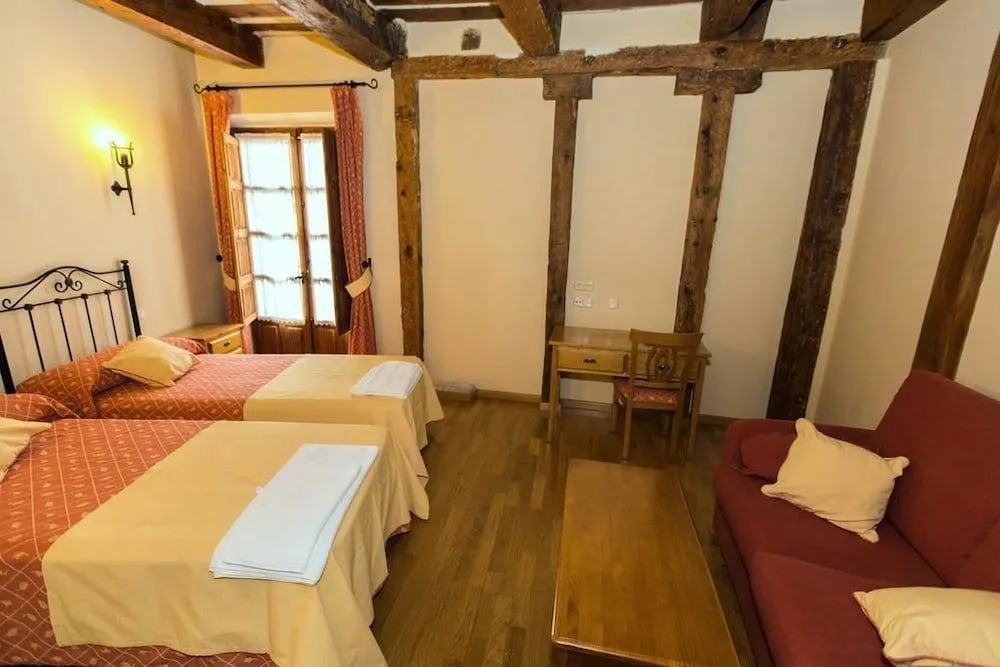 Hotel Rincón Castellano
