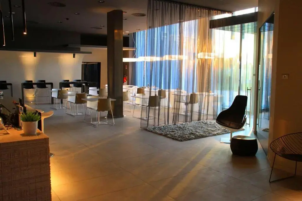 Pineta Eco Hotel - Private Parking
