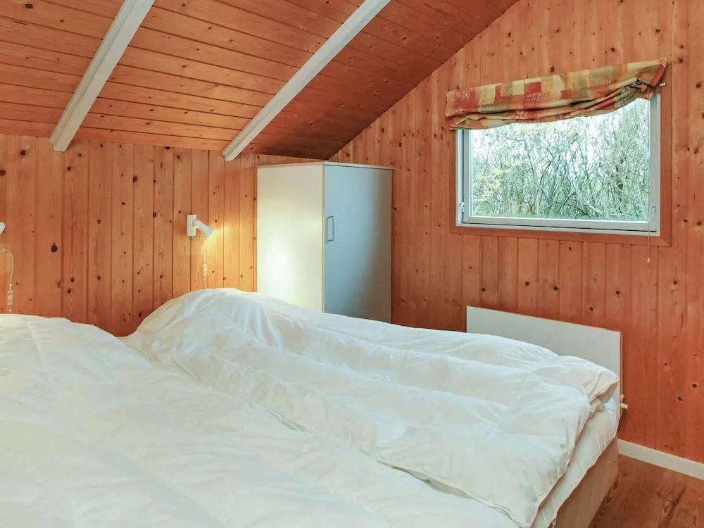 Heritage Holiday Homein Hvide Sande near Sea