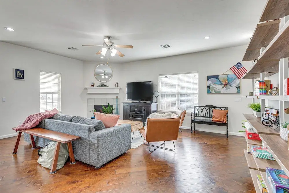 Private Patio + Yard: Home By Tinker & Hospitals!
