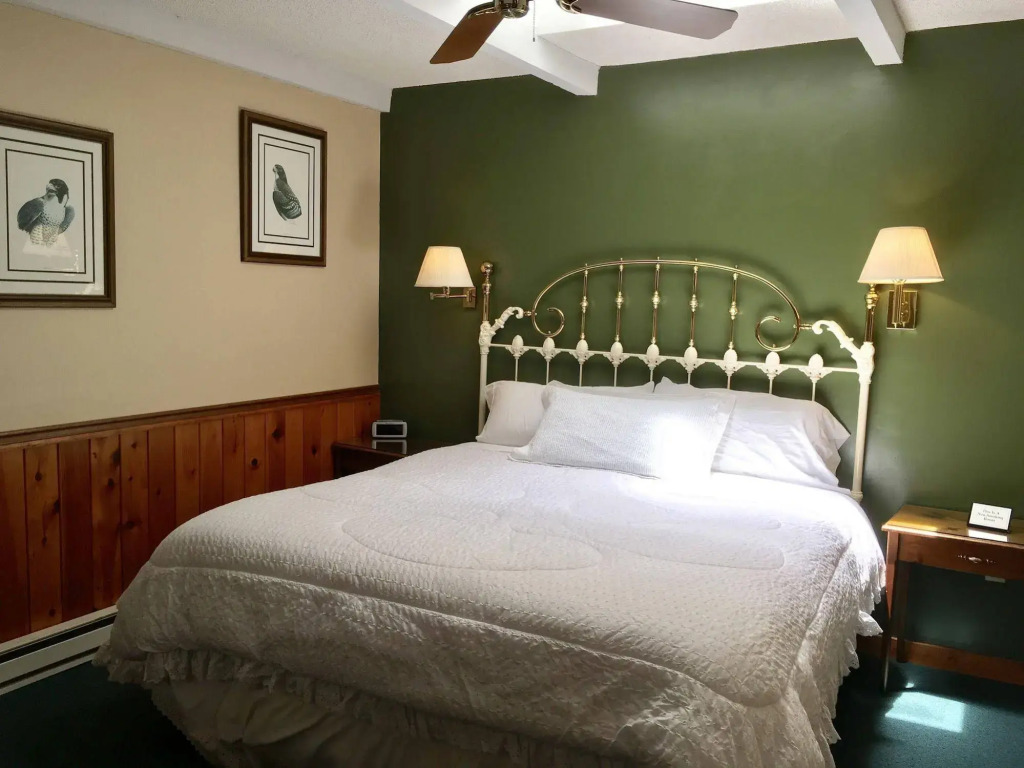 Outpost Inn