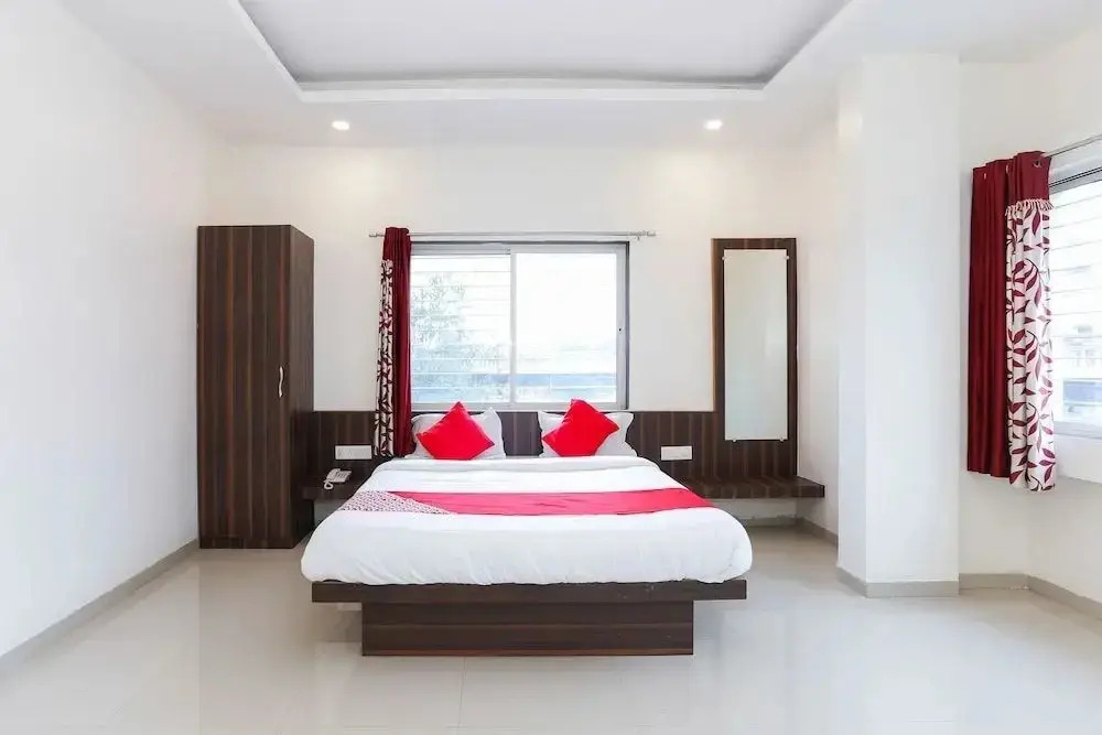Hotel Namrata By OYO Rooms