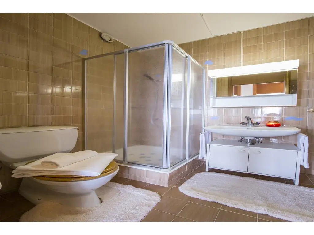 Aldesago Panoramica with shared Pool and Lugano View - Happy Rentals