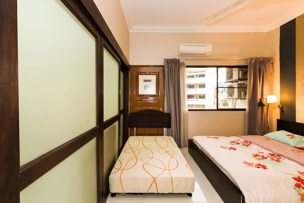 Cozy and Elegant Shahzan Court