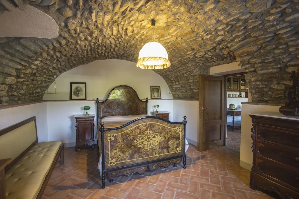 Coriana Apartments & Villas