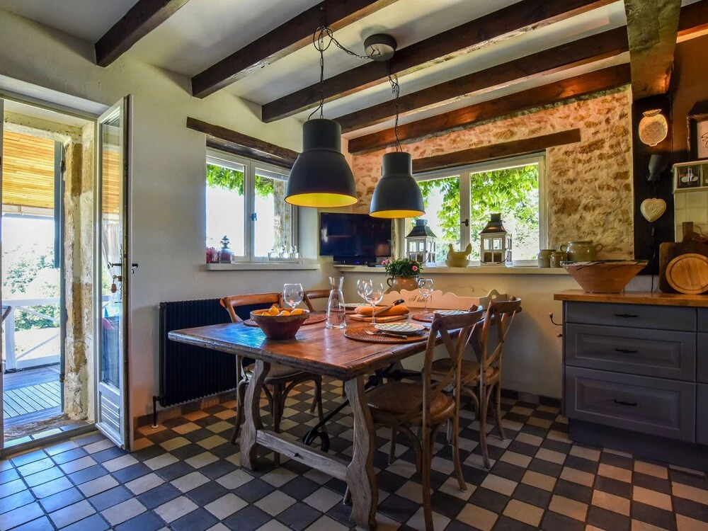 Cosy Town House on the Edge of a Bastide With Swimming Pool and Stunning Views