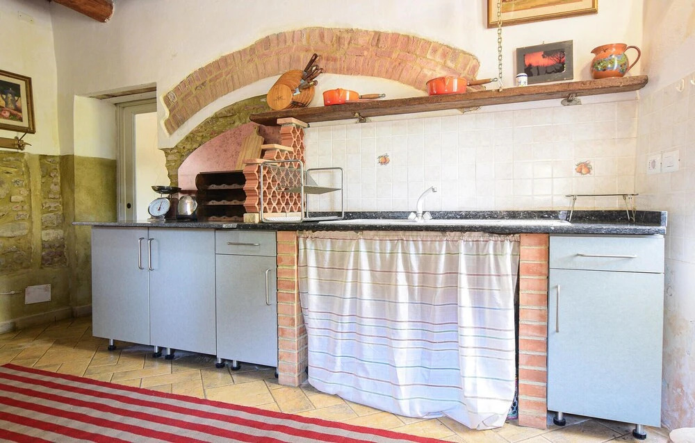 Amazing Apartment in Chianni With 1 Bedrooms and Wifi