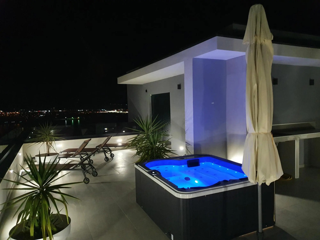 Holiday home Trogir 4