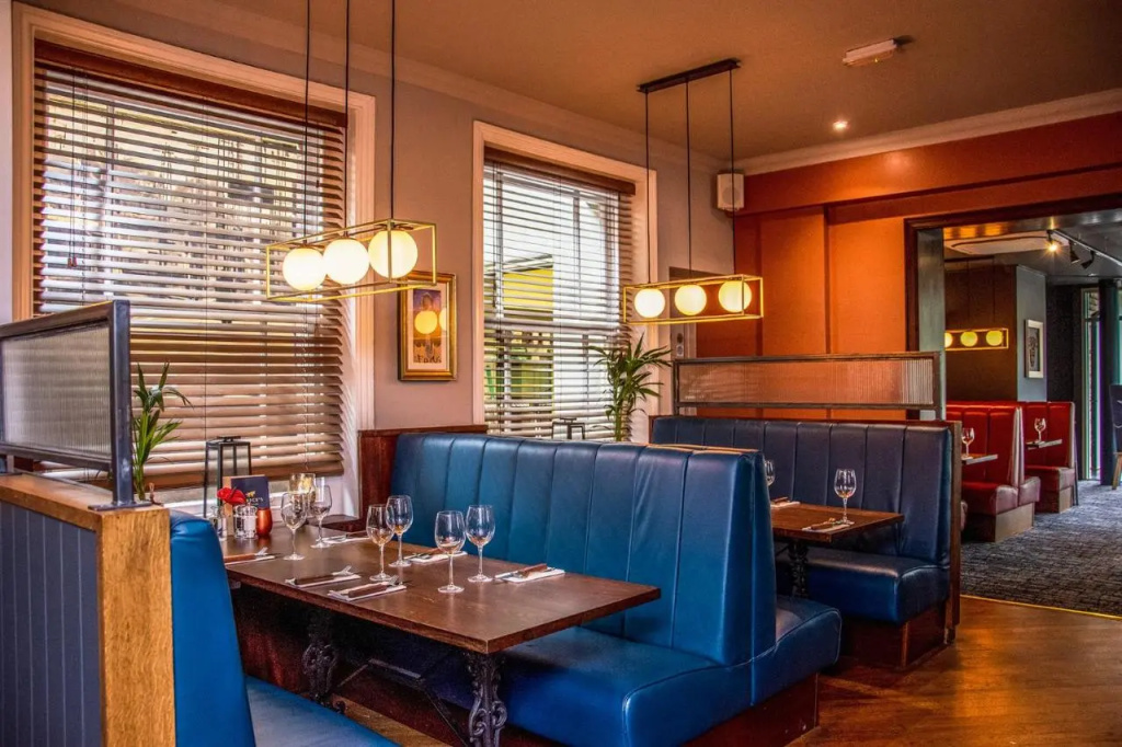 Harpers Steakhouse with Rooms, Haslemere