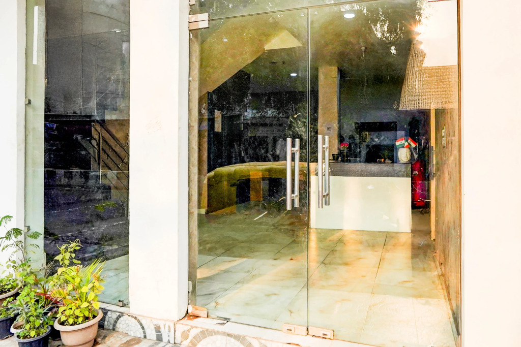 Townhouse Dallupura Road Noida