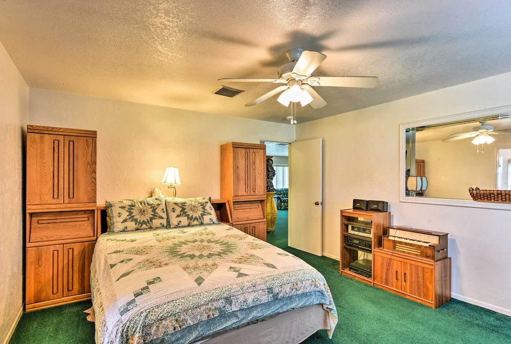 Sandford Vacation Rental Near Airport & Lake!