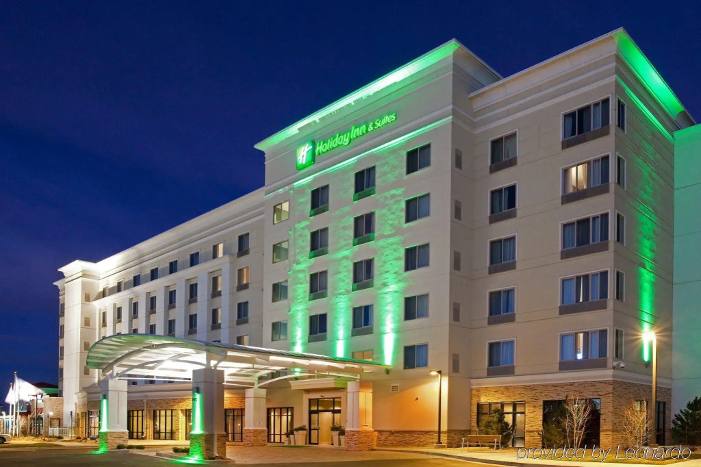 DoubleTree by Hilton Denver International Airport, CO