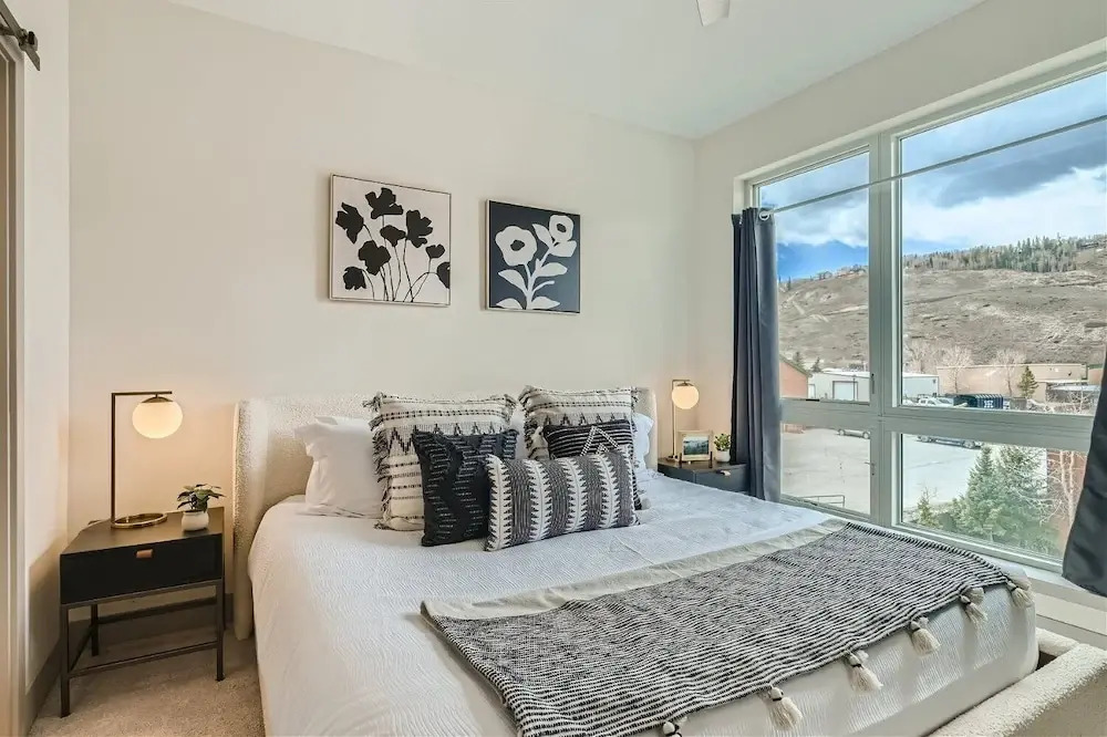 Hygge House at Summit