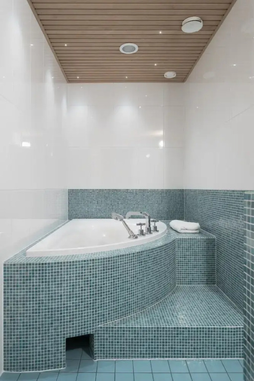 1BR apartment with SPA in Kamppi Center
