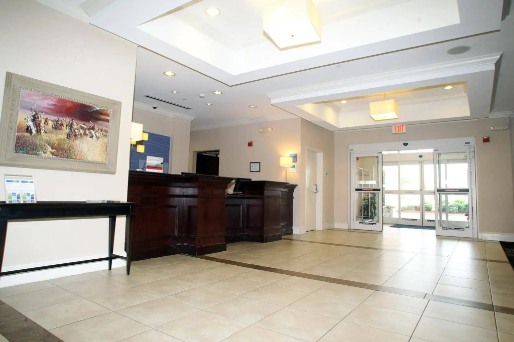 Holiday Inn Express Pembroke by IHG