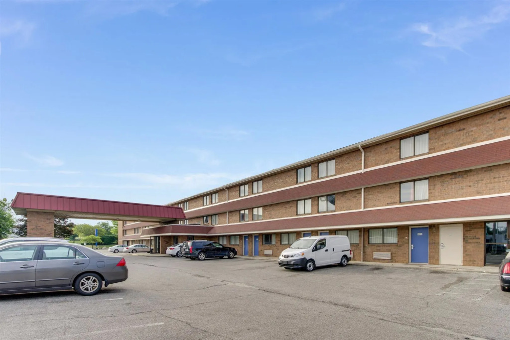 Red Roof Inn PLUS+ Columbus - Worthington