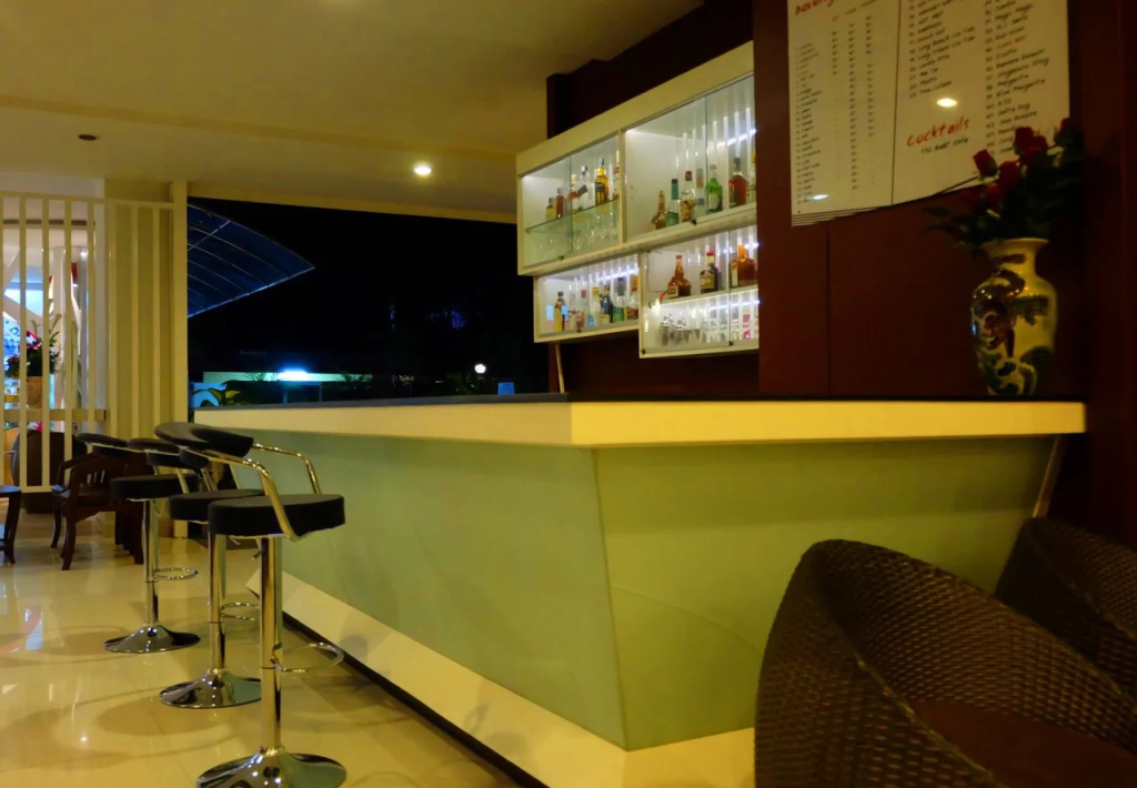 Sunday JA Plus Hotel