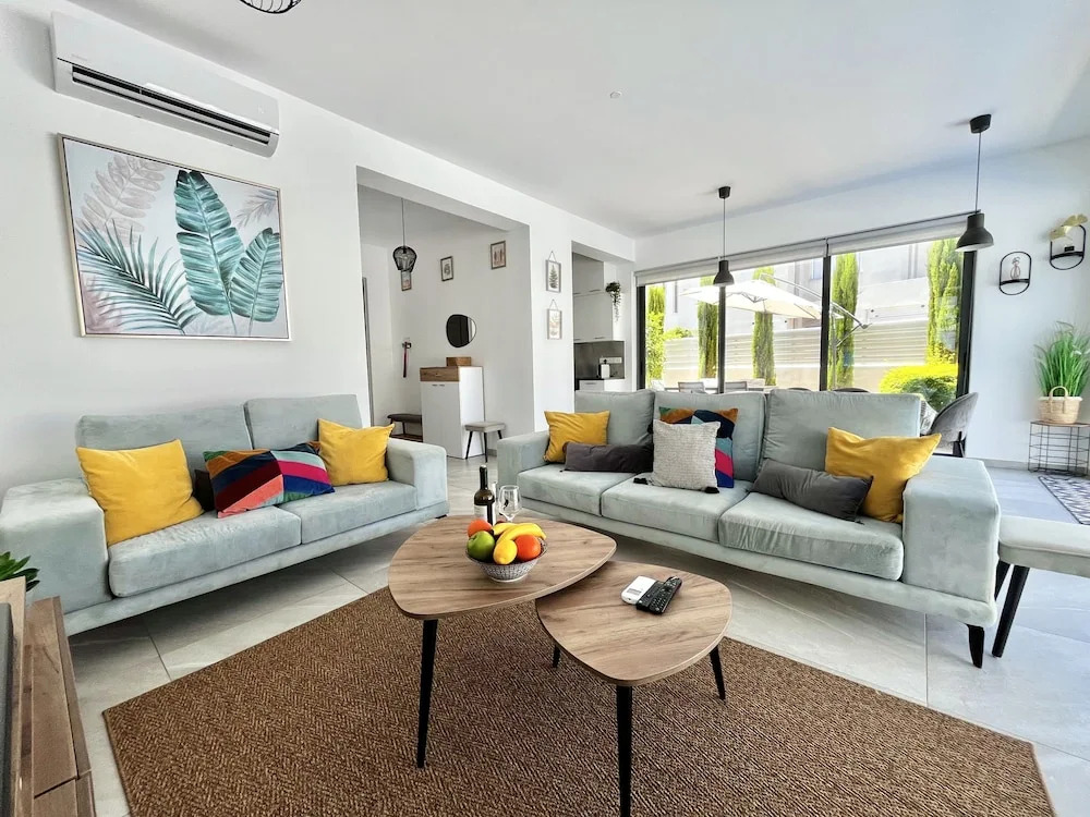 66 PER - Stay Villa Palm