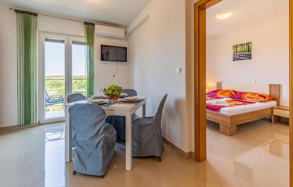 Nice Apartment in Pomer With 2 Bedrooms