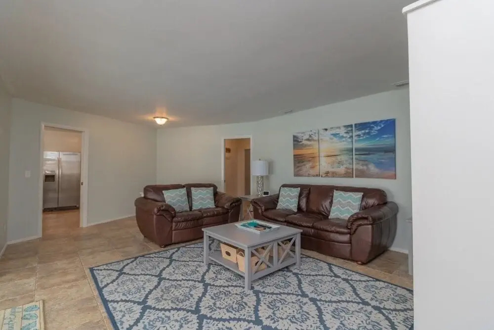 Sea Salt Retreat Pool Home 5 Miles From The Beach 3 Bedroom Home by Redawning