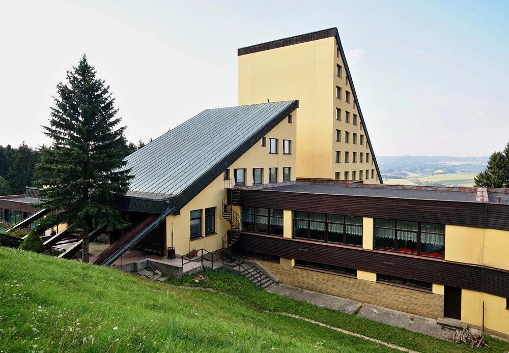 Horský hotel Jelenovská s bazénem v ceně