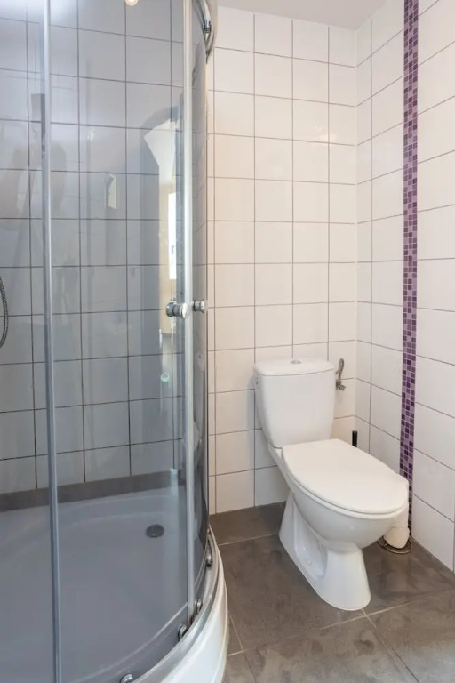 Shick Hostel & Apartments