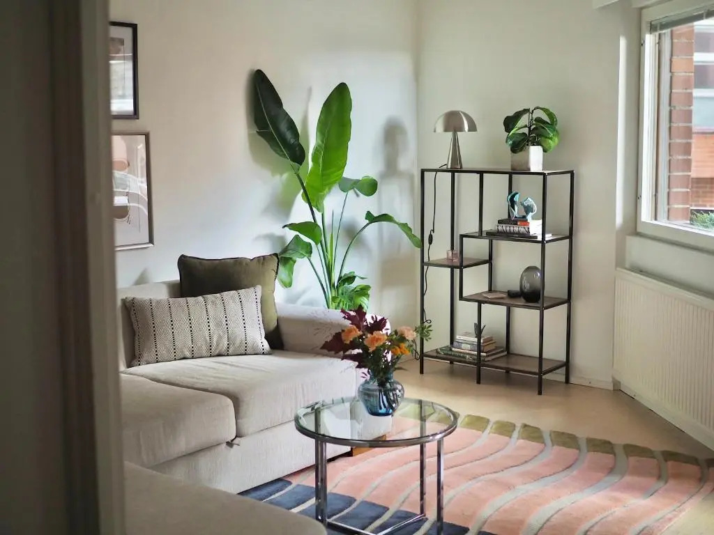 Oceanic & trendy two bedroom apartment with FREE parking