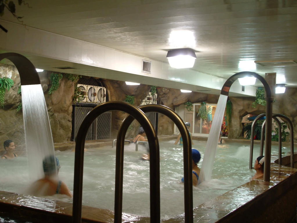 Green City Hotel