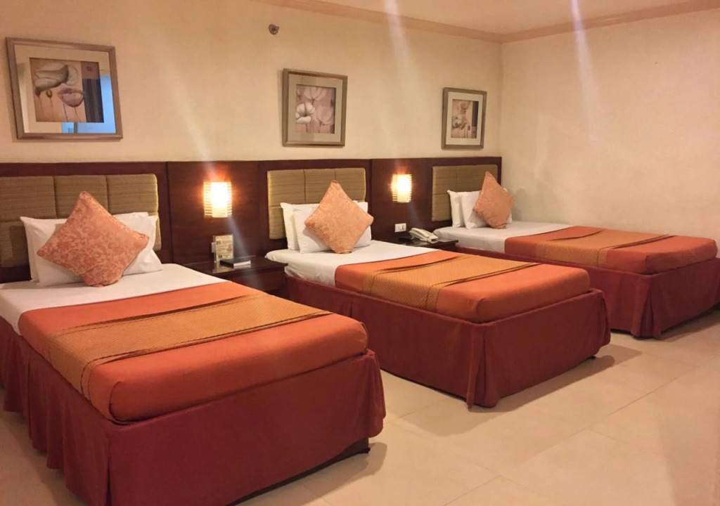 Royal Garden Hotel