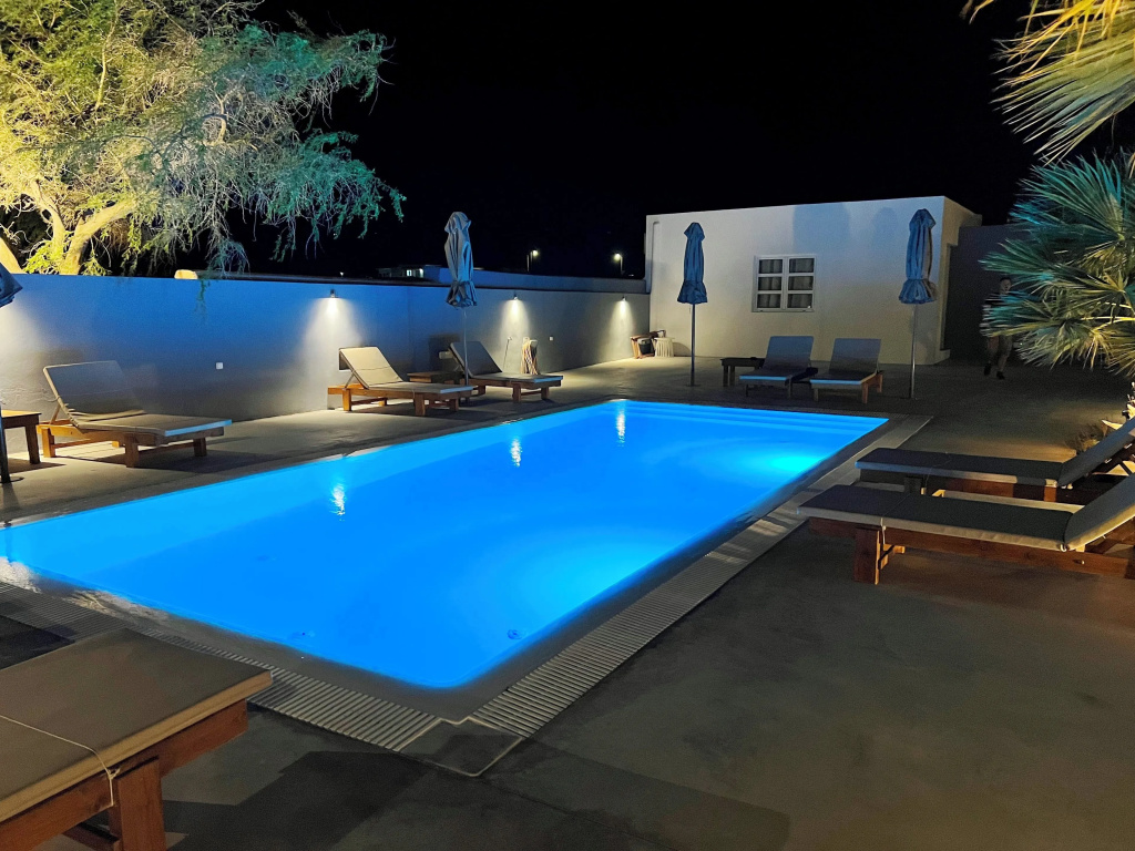 White Lily Suites & Lofts