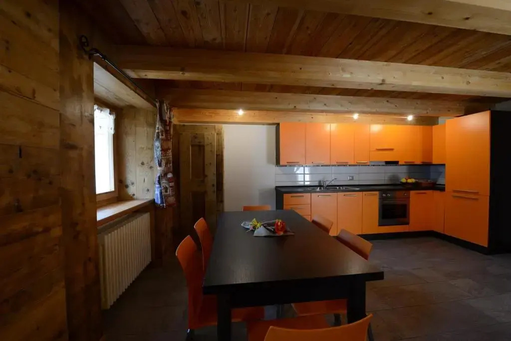 Vieilles Maisons DIntrod
