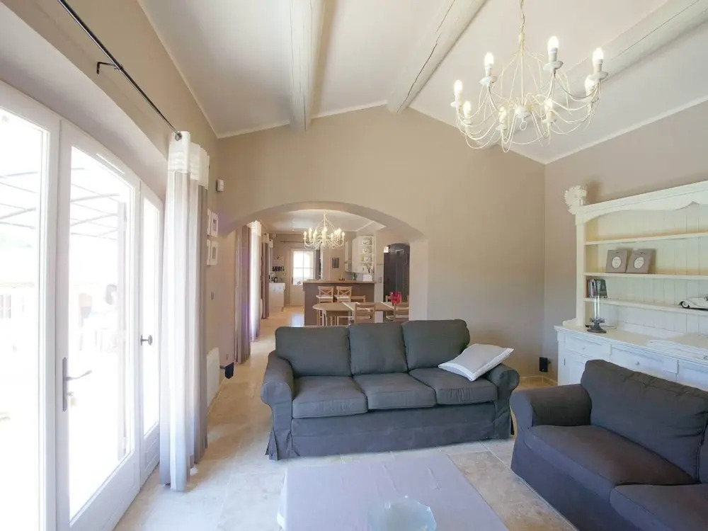 Villa in Provence with Infinity Pool