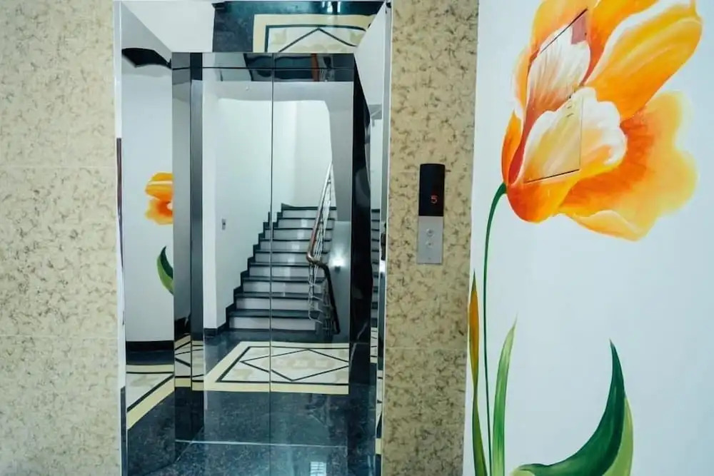 Starway Hotel