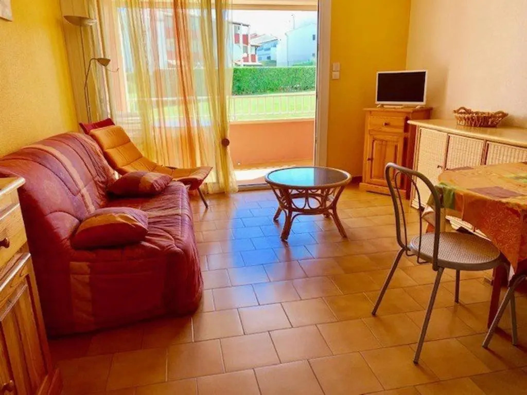 Appartement Cap d'Agde, 1 pièce, 4 personnes - FR-1-607-81
