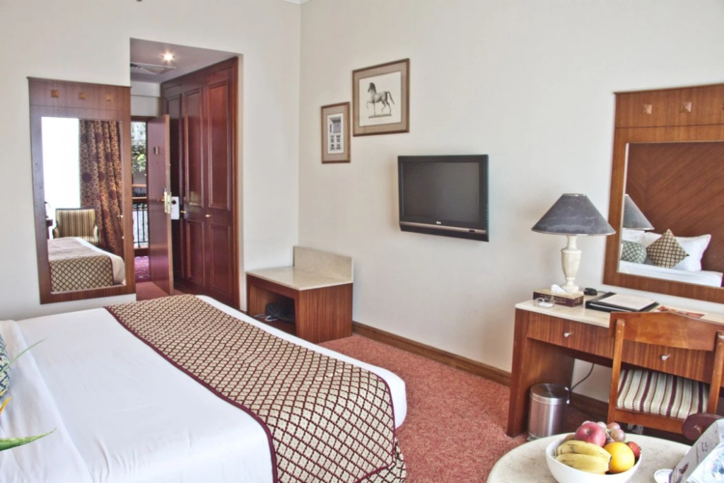 Regent Palace Hotel
