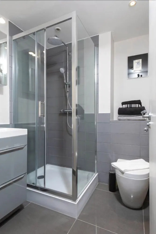 Amazing 2 Bed Flat in the Heart of Piccadilly