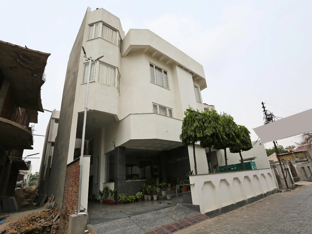 OYO 15384 Hotel New anand palace