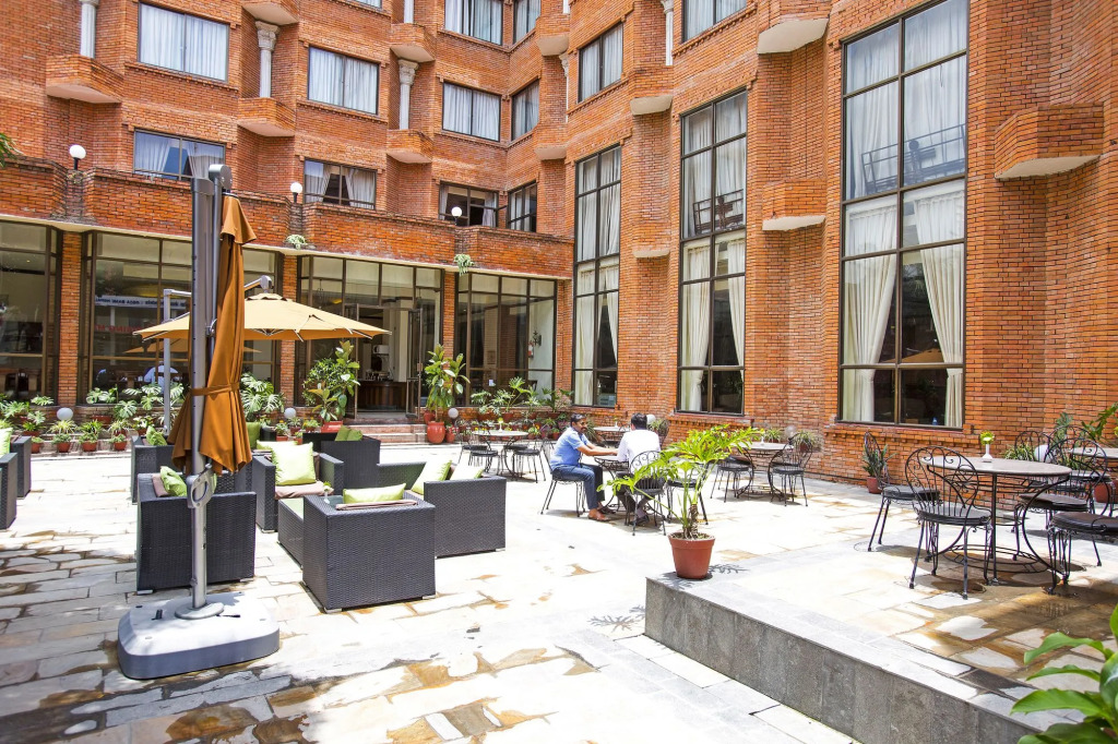 Royal Singi Hotel