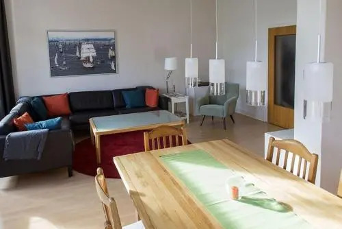 Stilvolle Altbauwohnung in zentraler Lage