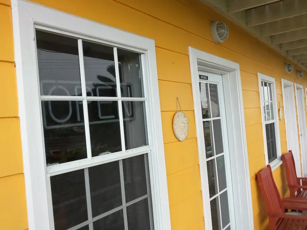 Wind Chimes Inn