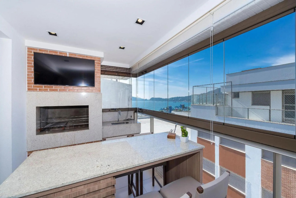 Punta Blu 202v2 - Excelente apartamento em condomínio de luxo no centro de Bombinhas - Piscina Climatizada - Academia