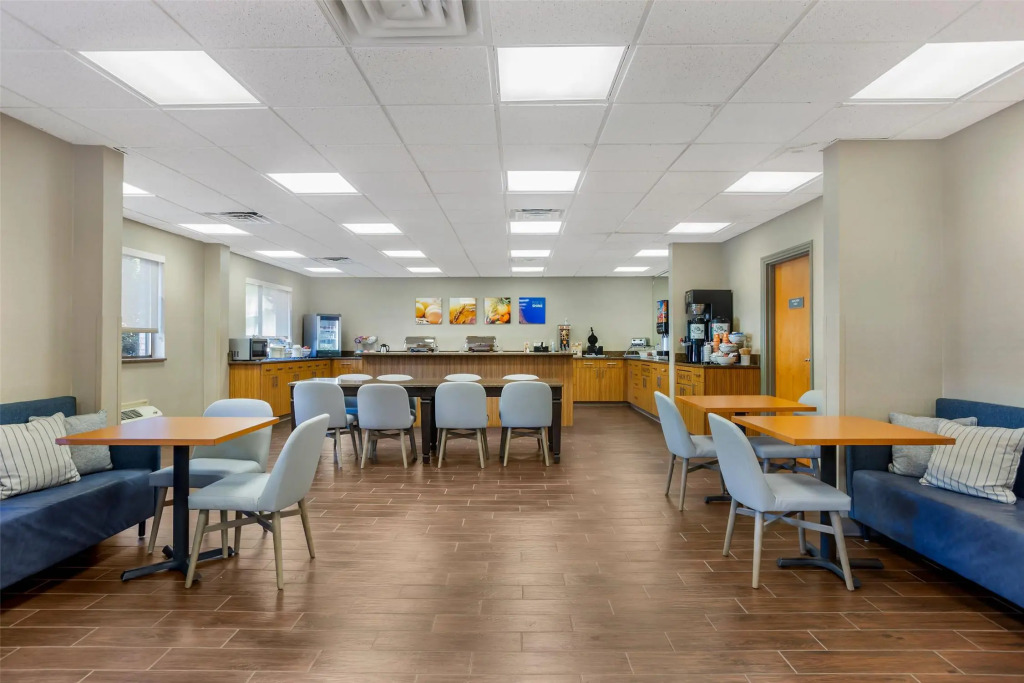 Comfort Inn Huntington near University area