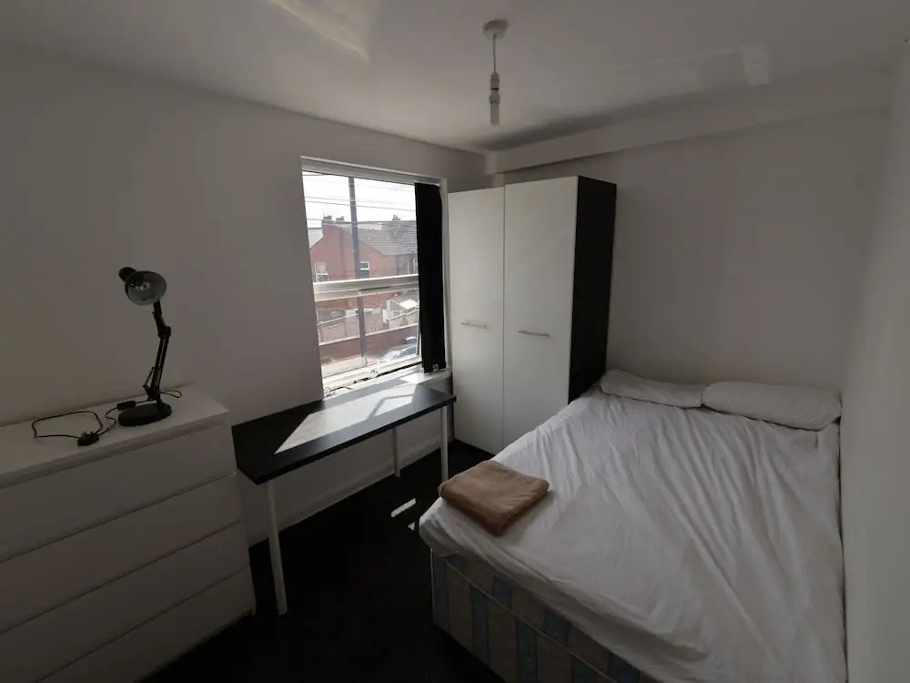 Modern Holiday Home in Coventry Near the Centre