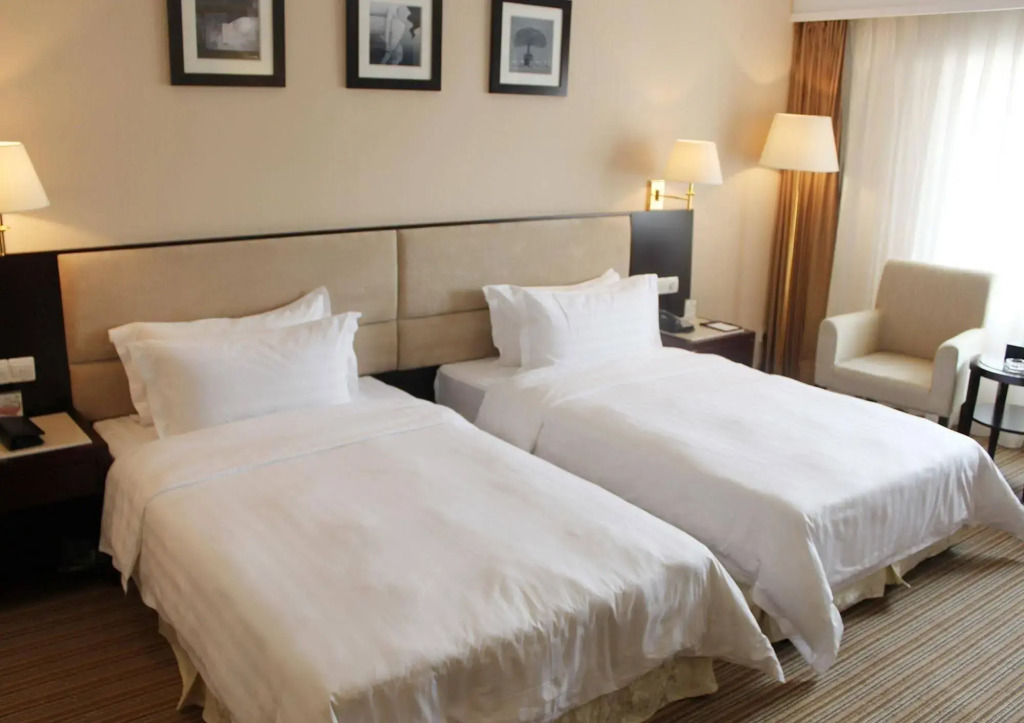 Zhuhai Junyi International Hotel (Sports Center store)