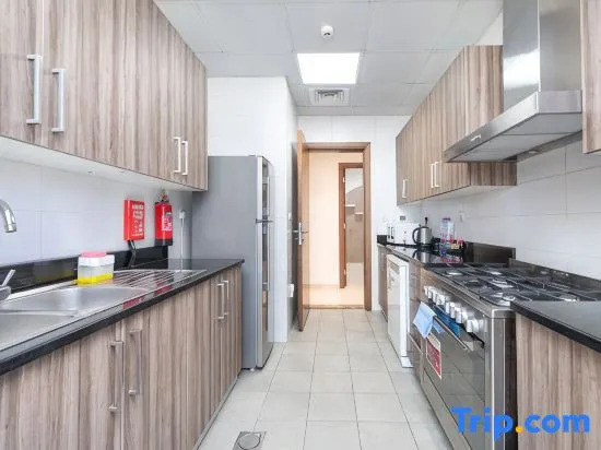 Heaven Crest Vacation Homes Downtown - Studio, 1, & 3 Bed Suite 2 min walk to Dubai Mall and Burj