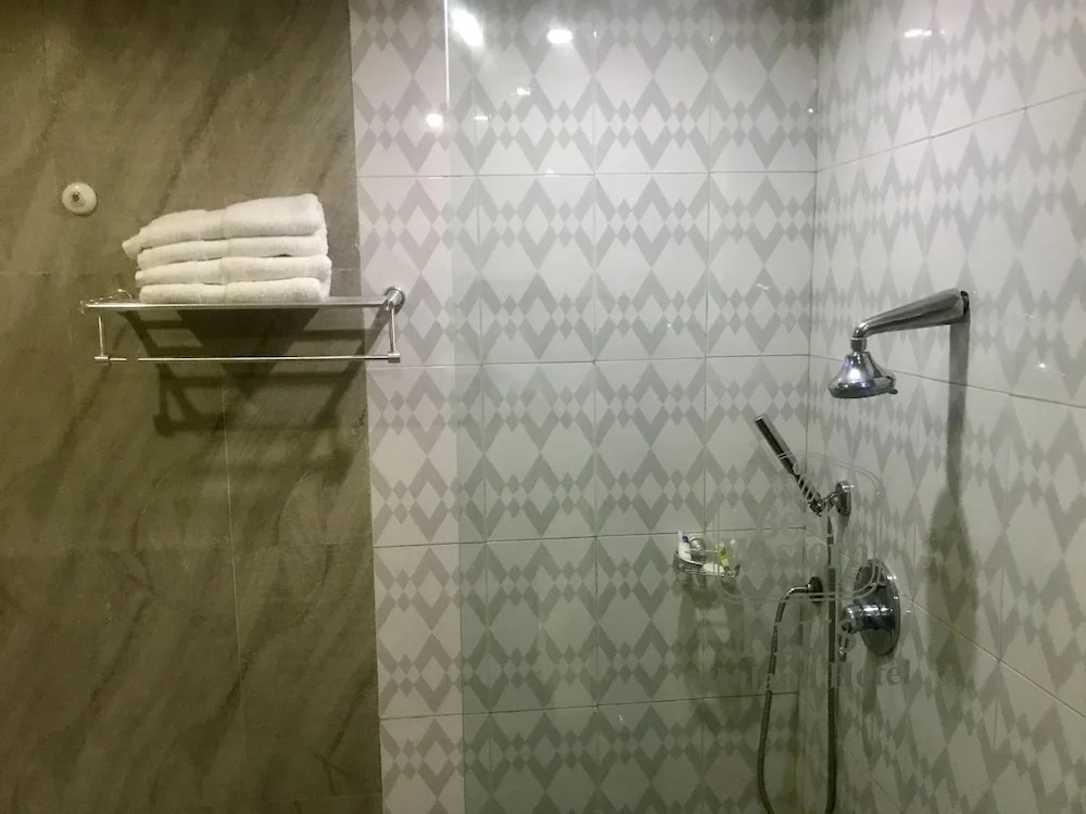 Warri Wetland Hotel