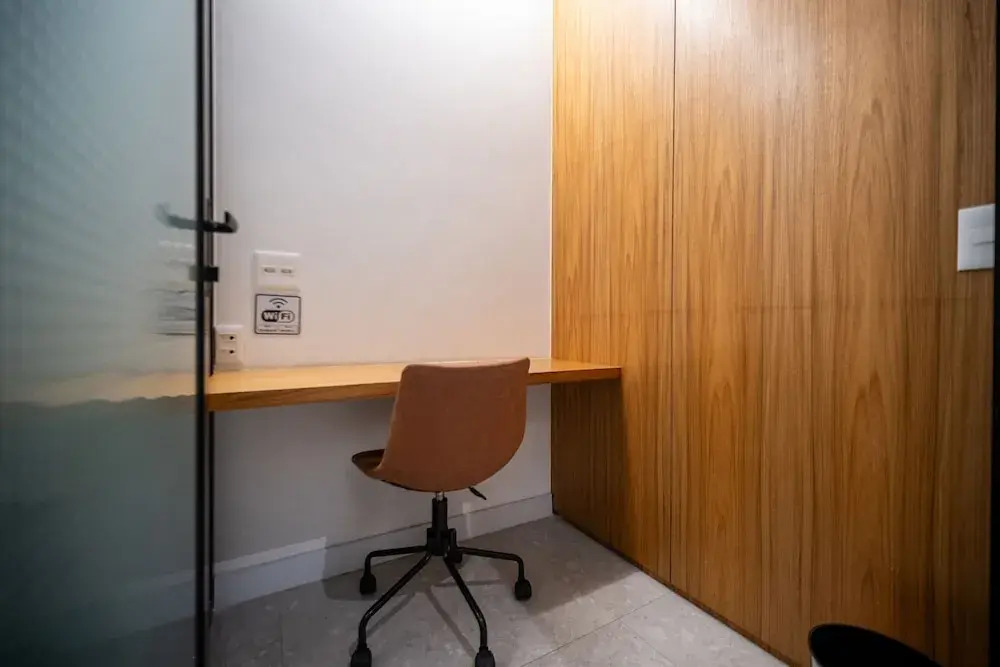 Leblon | Loft 5 min da Praia, com varanda vista Cristo - por Casapē Rio